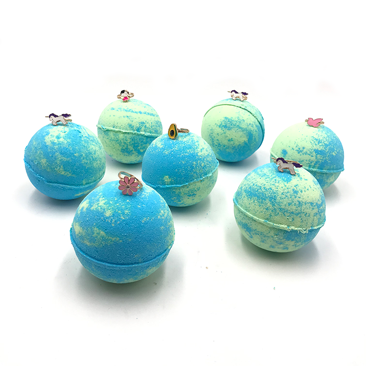 Bath Bomb With Ring