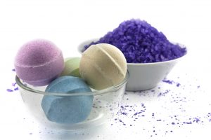 what is bath bombs, an article tells you