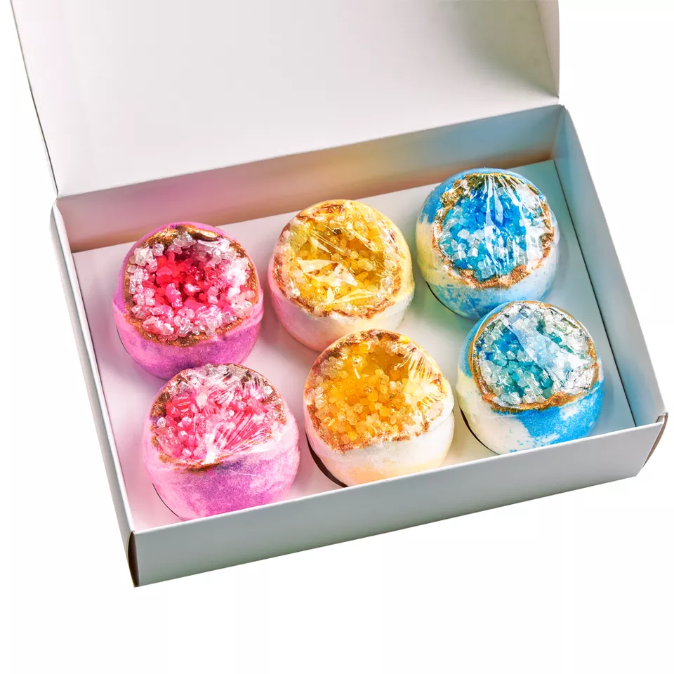 Natural Bath Fizzer With Shimmer Bubble Geode Bath Bomb