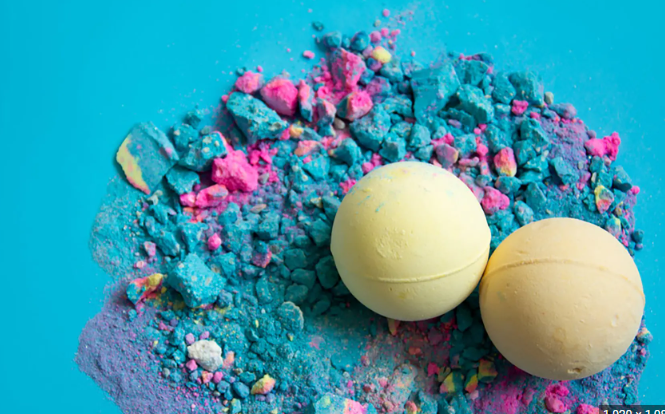 5 Reasons Why You Should Try A Bath Bomb
